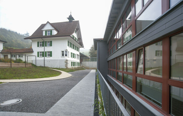 LAT8583 1 bearbeitet hp